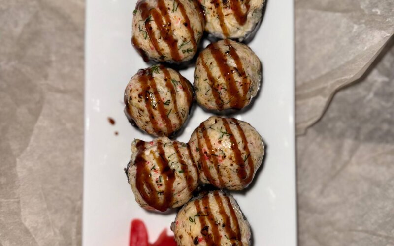 Запечённый ролл с мидиями