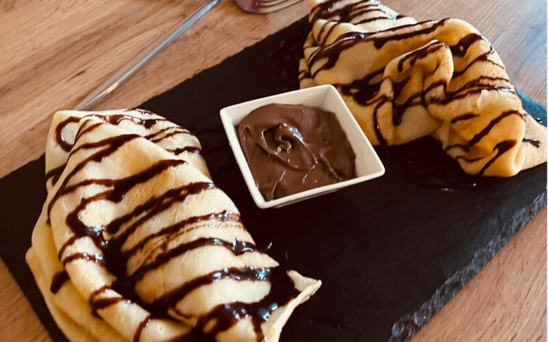 Блинчики с ореховой пастой