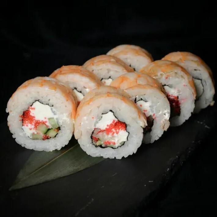 Ролл с креветкой