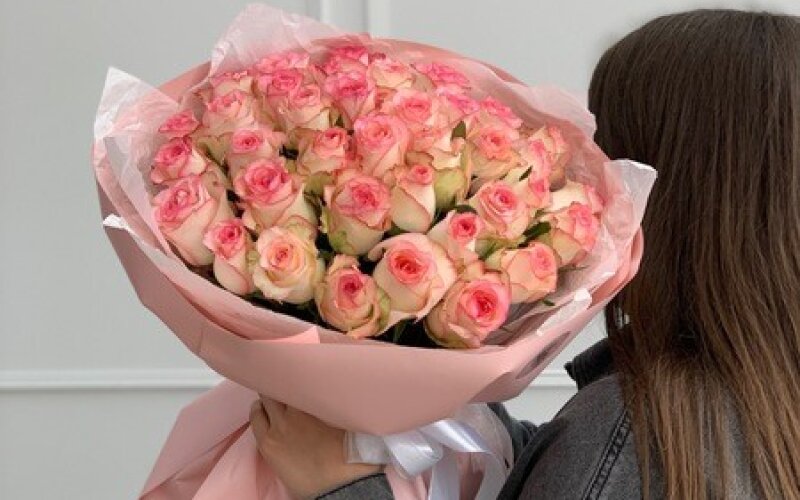 Букет роз «Блеск», 35 роз