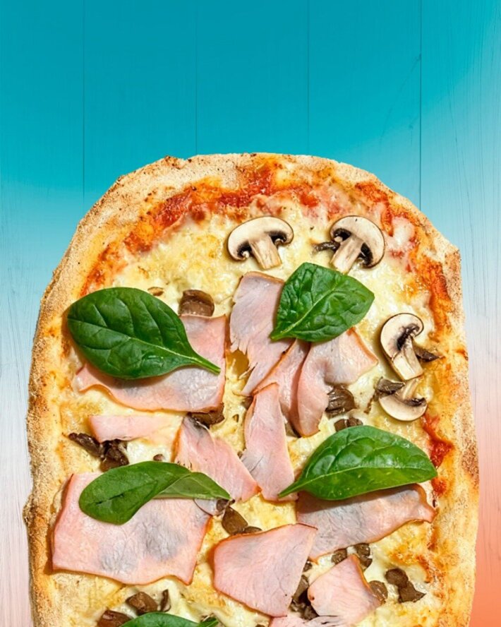 Римская пицца ветчина и грибы