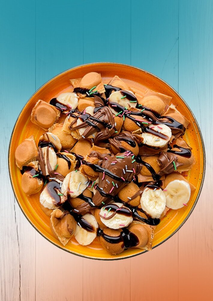 Бабл вафля с бананом и ореховой пастой