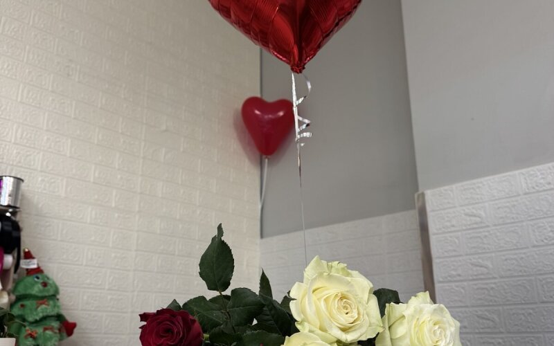 Шар сердце красный