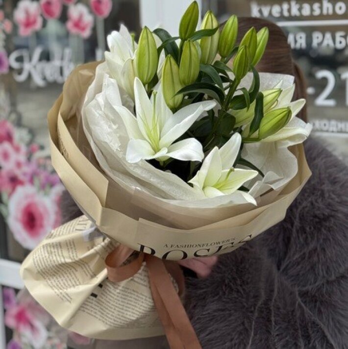 Букет лилий