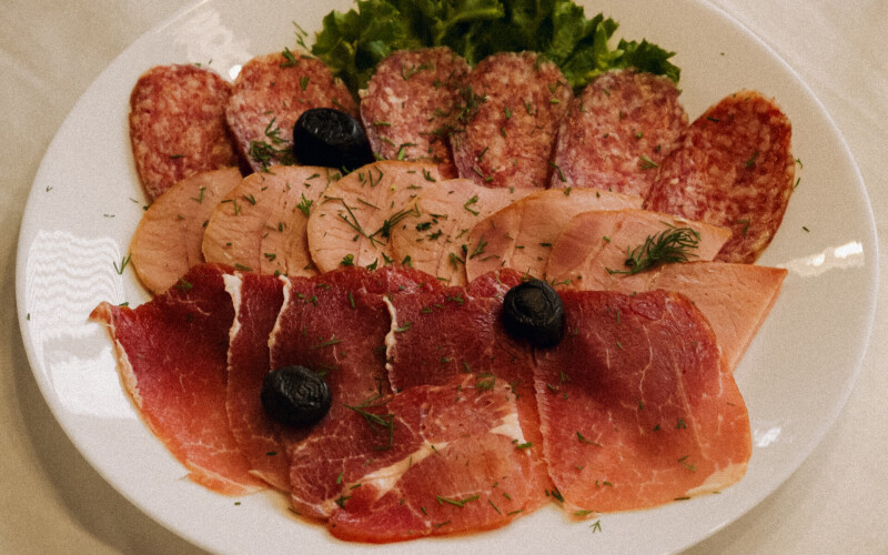 Мясная тарелка