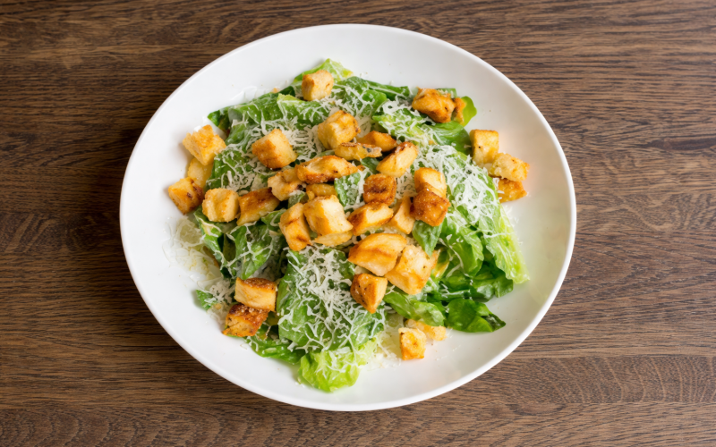 Салат «Цезарь с креветками»