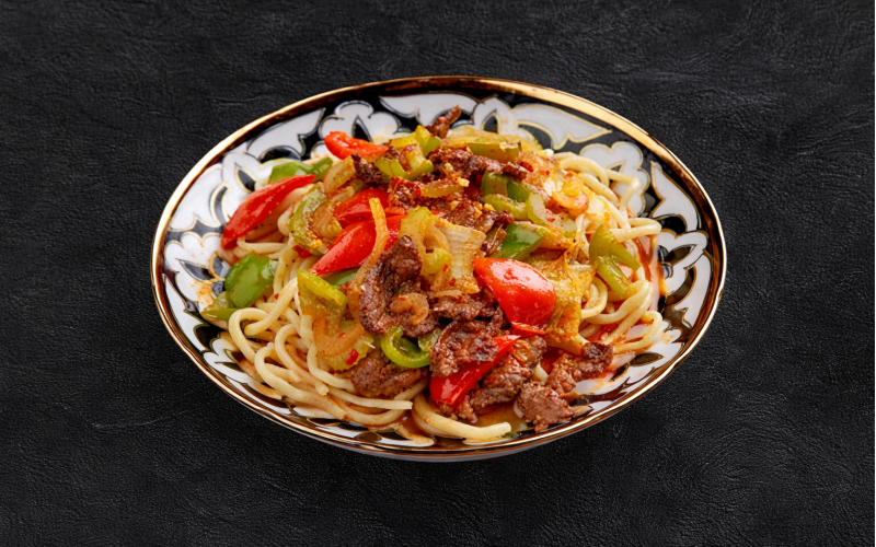 Лагман с говядиной и овощами