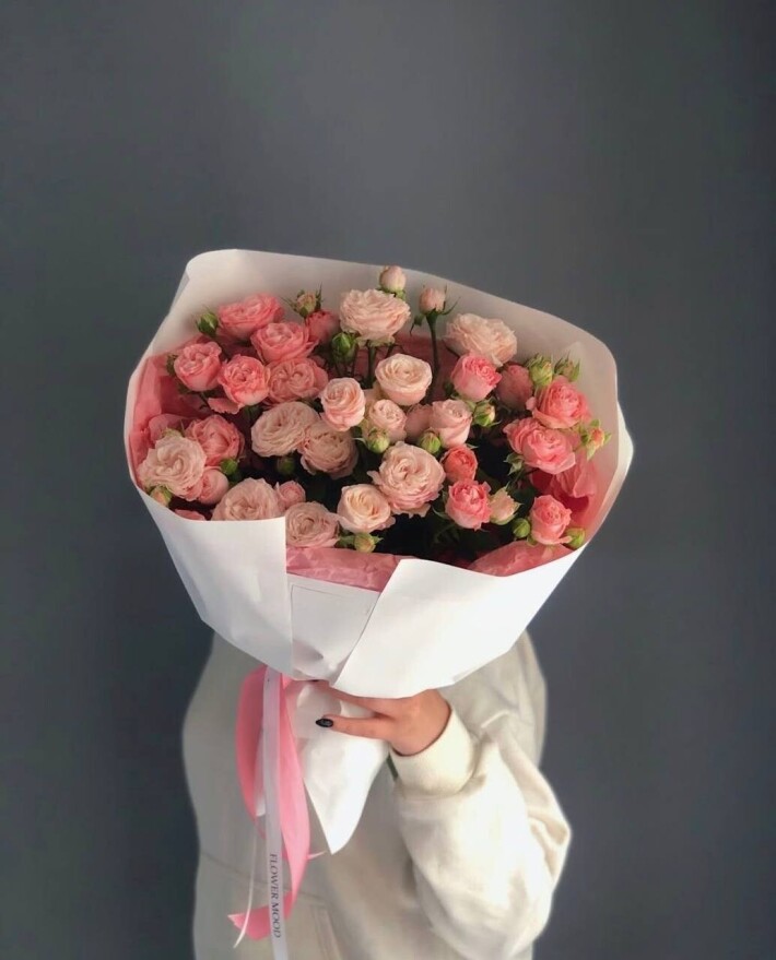 11 кустовых роз