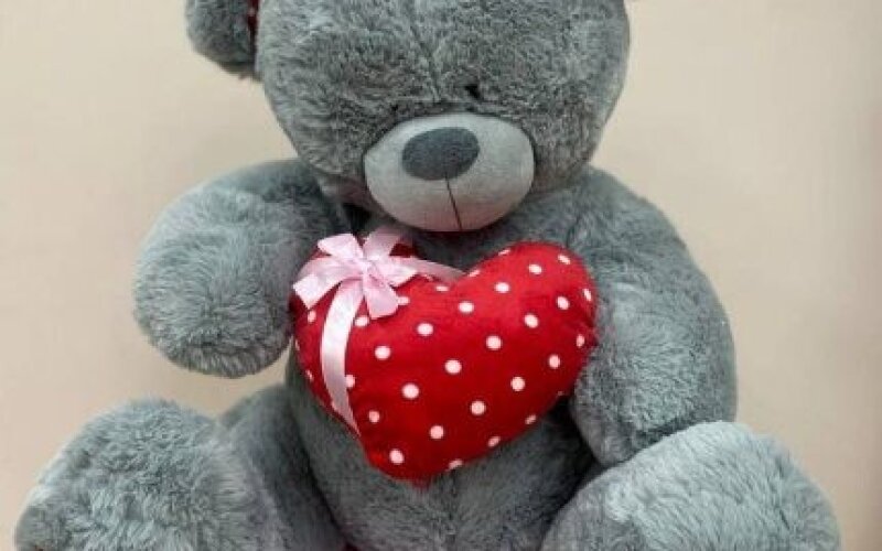Мягкая игрушка Мишка серый с сердцем