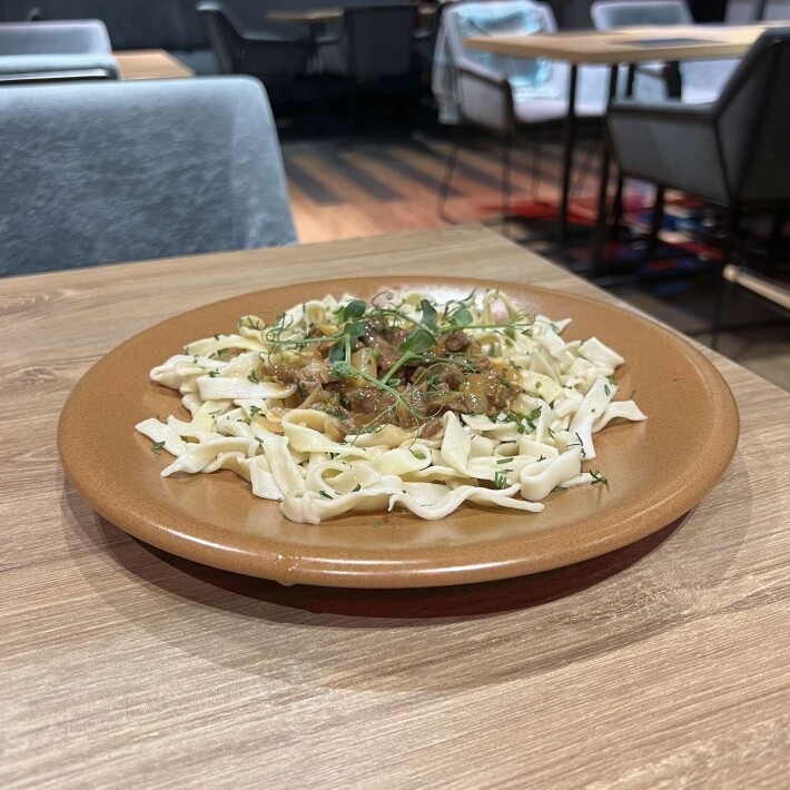 Мачанка деревенская с яйцом с блинами