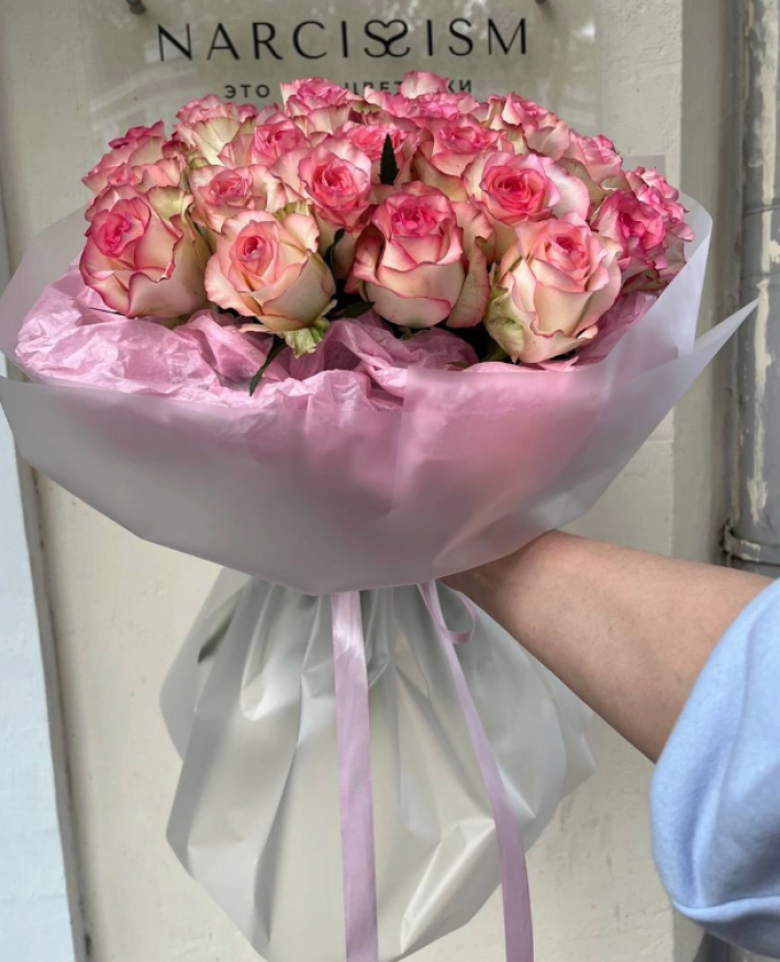 Букет кенийских роз