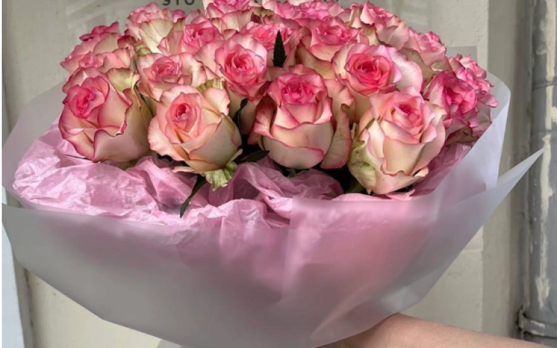 Букет кенийских роз