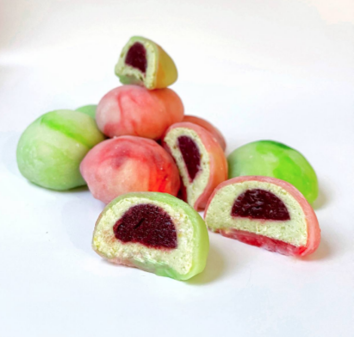 Пирожное моти «Малиновый пломбир»