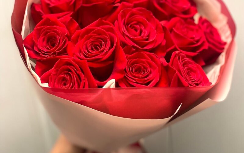 Букет красных роз