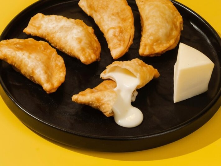 ЧебурекМи с сыром «Моцарелла»