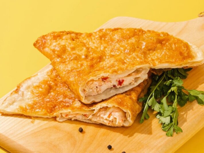 Чебурек с курицей «По-азиатски»