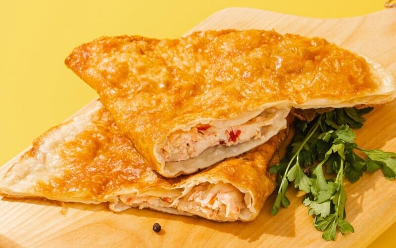 Чебурек с курицей «По-азиатски»