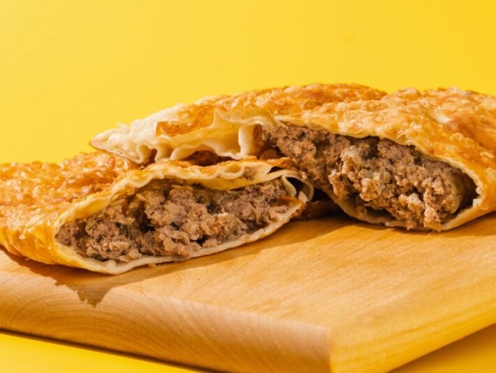 Чебурек с говядиной