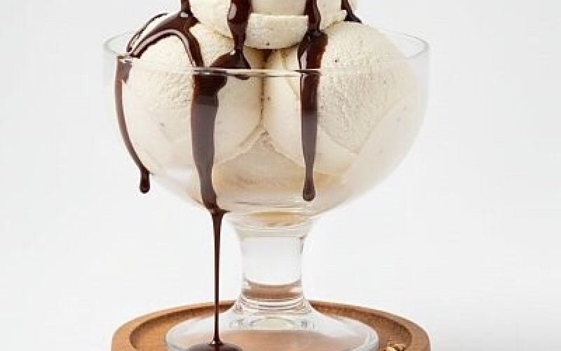 Мороженое шоколадное