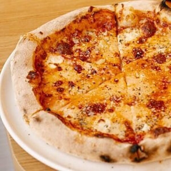 Пицца «Четыре сыра»