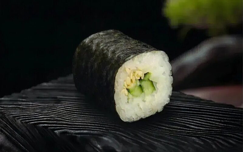 Ролл «Хосомаки с огурцом»