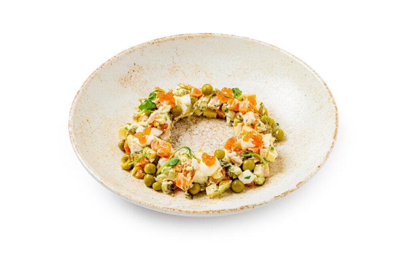 Оливье с копченой курицей