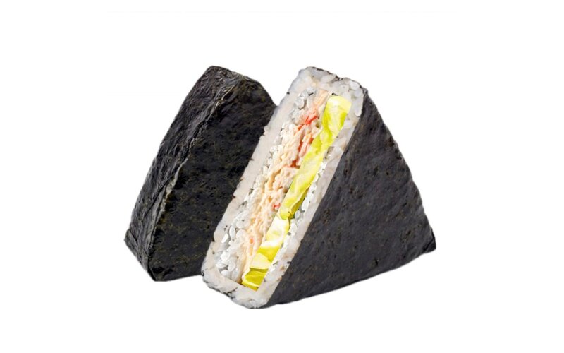 Онигири с крабом 1 шт.