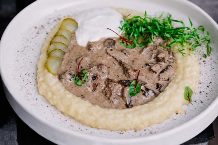 Биф строгонофф