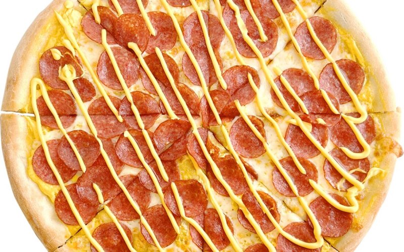 Пицца «Сырная салями»