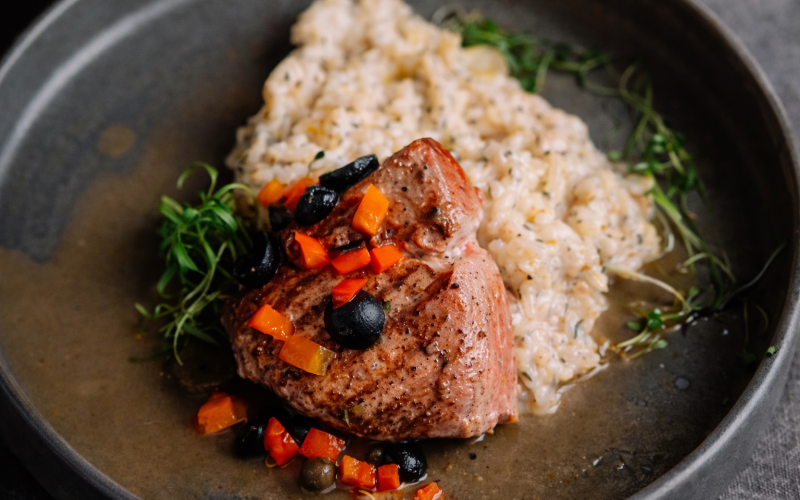 Филе тунца с трюфельным картофелем