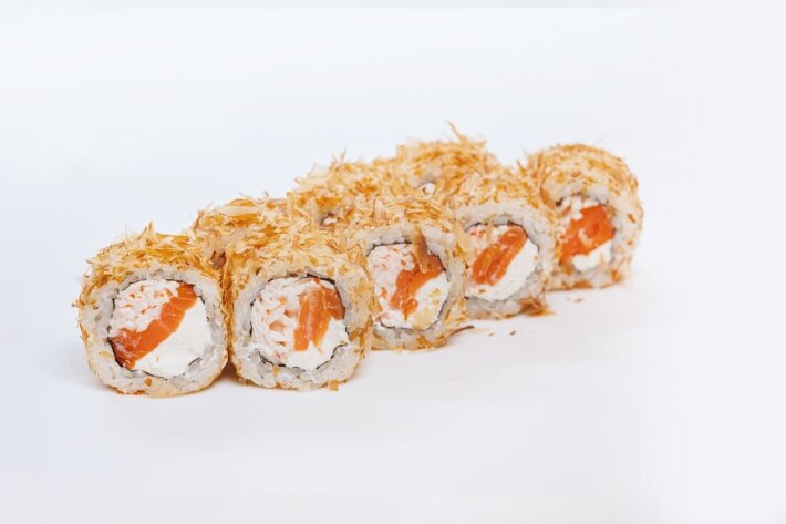 В стружке тунца с лососем и крабом