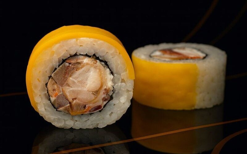 Ролл с креветкой в темпуре