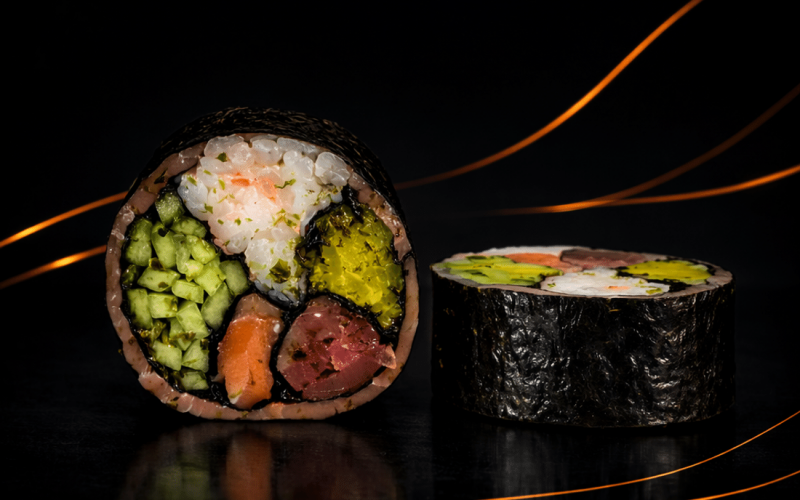 Кето ролл(лосось, тунец, креветка) в лососе