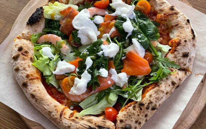 Пицца с морепродуктами