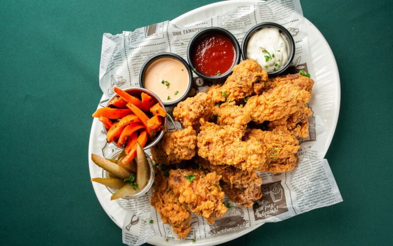 Сет куриных крылышек