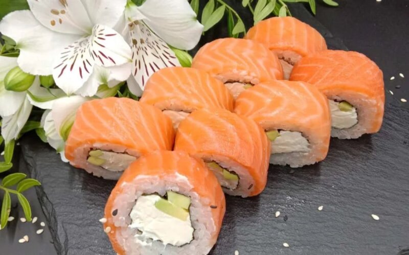 Ролл «Филадельфия авокадо»