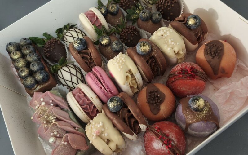 Пирожные «Макарон» в ассортименте