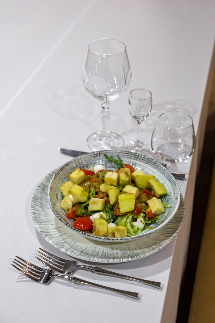 Салат с хрустящим баклажаном