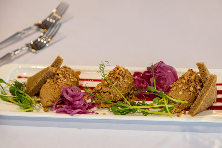 Куриное патэ с ягодным муссом