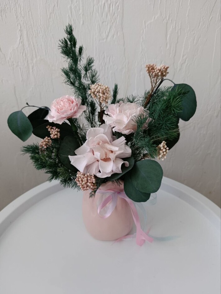 Розы стабилизированные с эвкалиптом