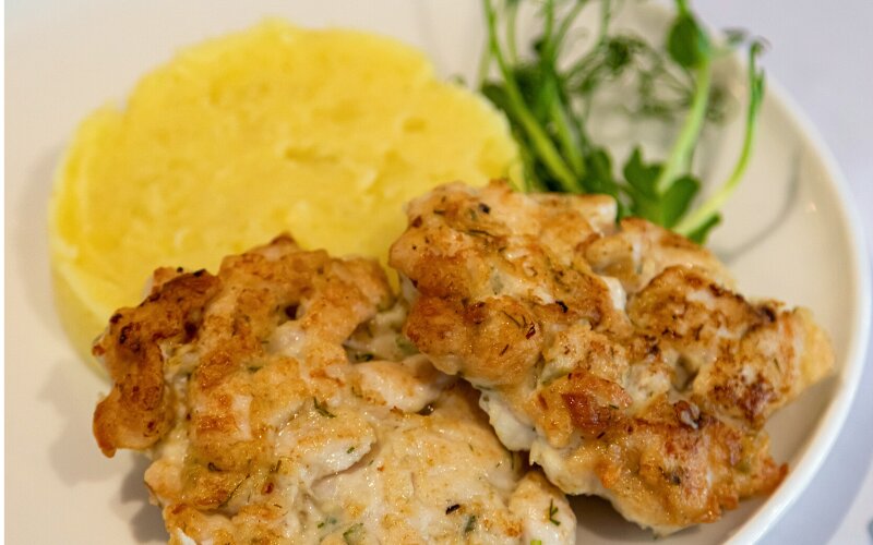 Рубленая котлета с пюре