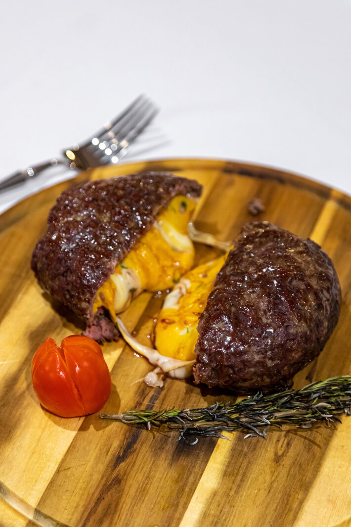 Сырный стейк (говядина)