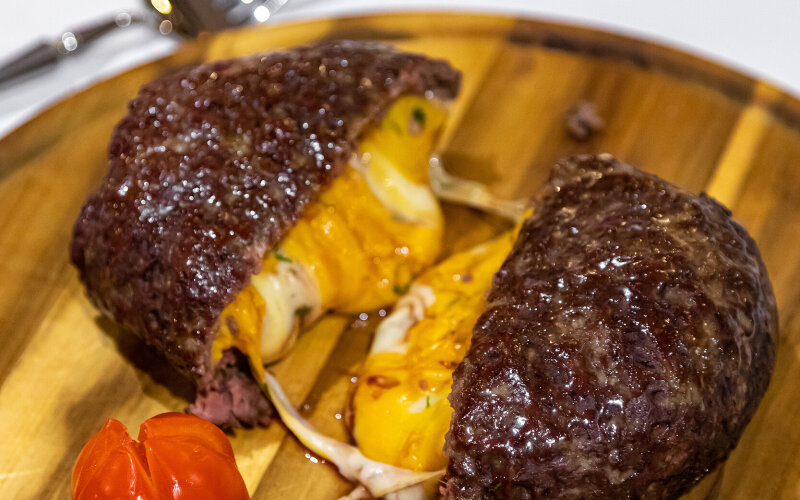 Сырный стейк (говядина)