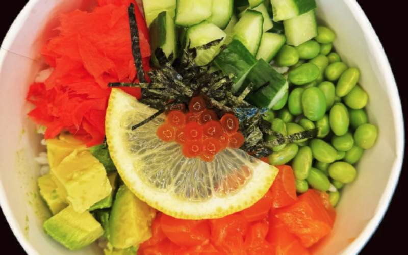 Поке с лососем