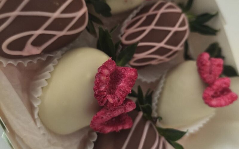 Бокс «Клубника в шоколаде»