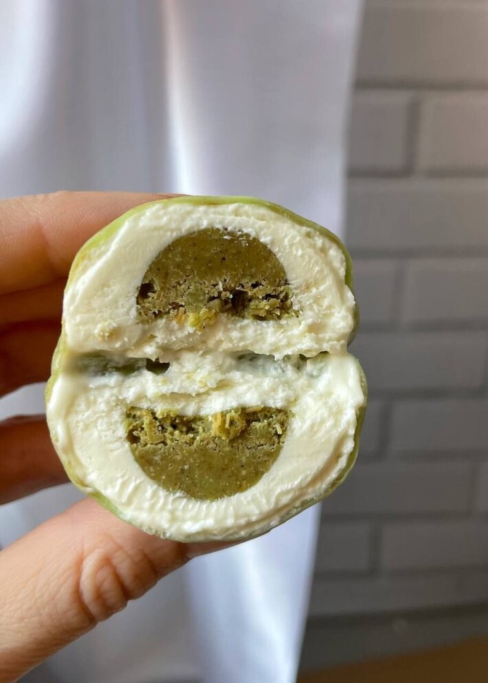 Пирожное моти «Дубайский моти»