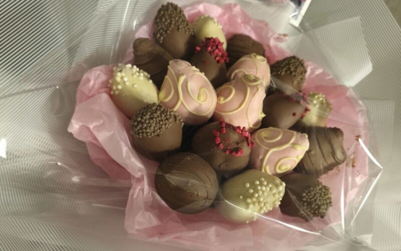 Букет из клубники в шоколаде