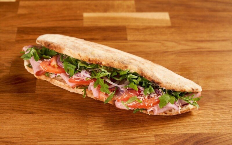 Чиабатта с ветчиной