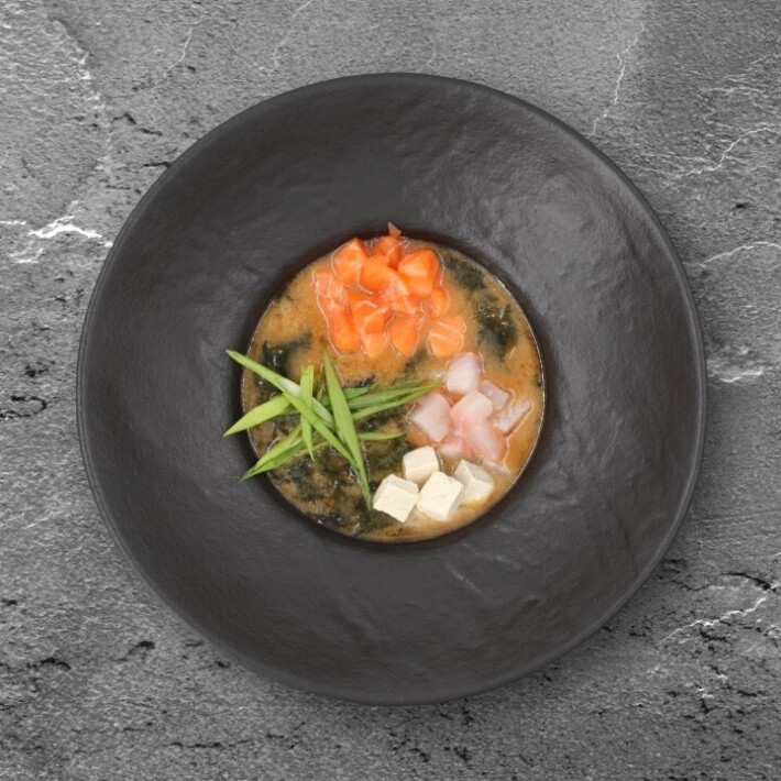 Суп «Кимчи с лососем и тилапией»