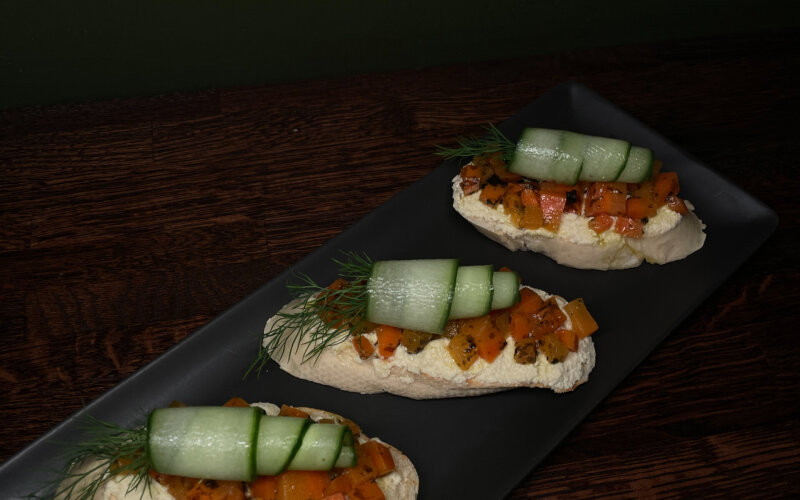 Брускета «Аля-ласось»